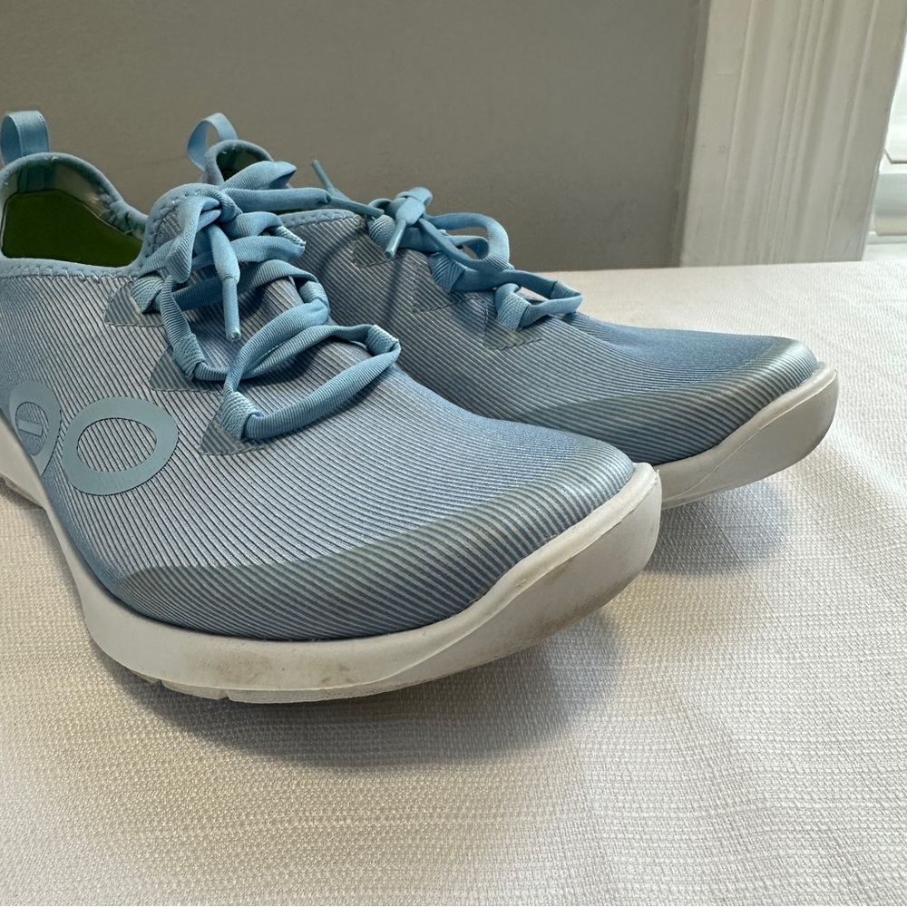 Oofos Oomg Sport LS Low Sneakers Womens 8.5 Carolina Blue Walking Shoes - Picture 4 of 11
